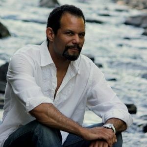 Meet your Posher, Regan